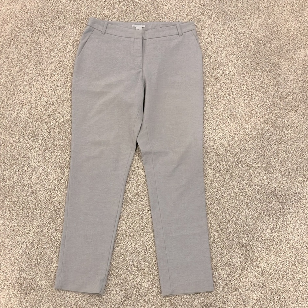 H&M gray pant in size 8, 82% polyester